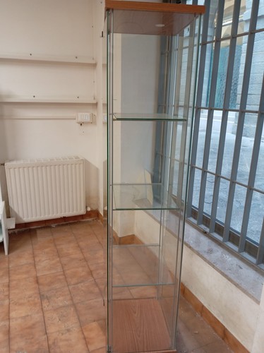 Coppia vetrine ikea quadrate