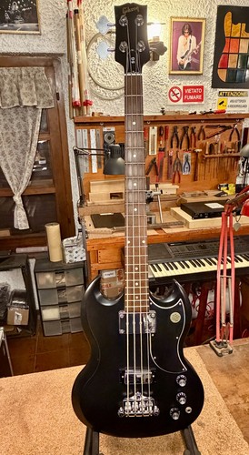 Gibson standard bass - standard, faded