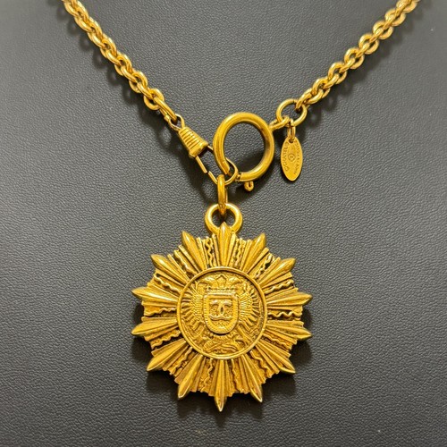 Collana rotonda chanel coco - rotonda,