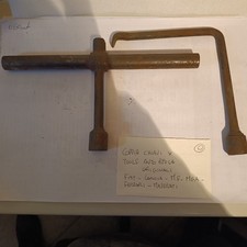 Coppia chiavi smontaggio ruote