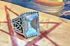 Illuminati anello cacciato