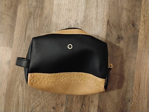 Bvlgari cosmetic pouch borsa - bvlgari,