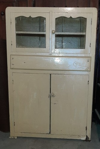 Antico credenza del 900