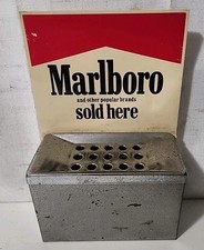 Raro posacenere cromato da