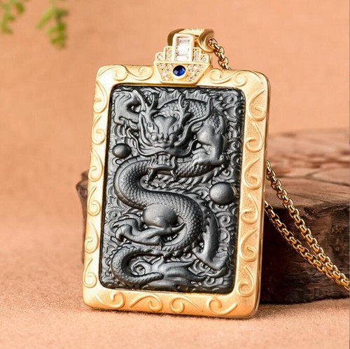 Collana con ciondolo drago