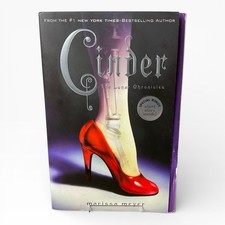 Cinder The Lunar Chronicles