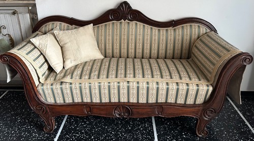 Divano antico dell 800 stile