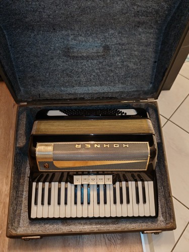Fisarmonica hohner lucia iii - hohner,