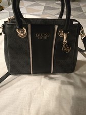 Borsa a mano Guess EST 1981