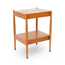 Comodino con cassetto della