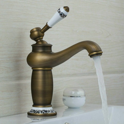 Rubinetto bagno ottone antico