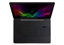 Razer Blade Pro Intel Core i7-7700HQ Nvidia GTX 1060 6 GB 512 GB SSD 16 GB RAM 17,3