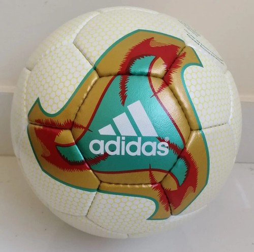 Fevernova 2002 adidas - , fifa