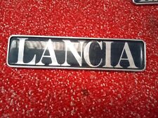 LANCIA DELTA  STEMMA POSTERIORE PLASTICA ORIGINALE SUPPORTI OK