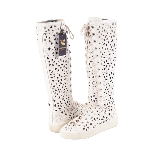 Chanel camellia cutout - chanel,