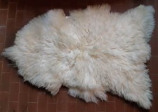 N.2 Tappeti o scendiletto in agnello vero