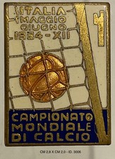 CAMPIONATI DEL MONDO CALCIO ROMA 1934 XII° DISTINTIVO PROD. GEROSA SQUADRA DI CALCIO