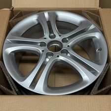 Originale Mercedes Classe A-B W176 W246 cerchio in lega 17 pollici cerchio singolo A2464010100