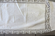 LUNGO ED ANTICO CENTROTAVOLA