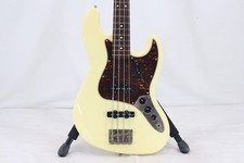 Basso jazz Squier by Fender