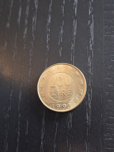 Italia 200 lire 1977 - italia,