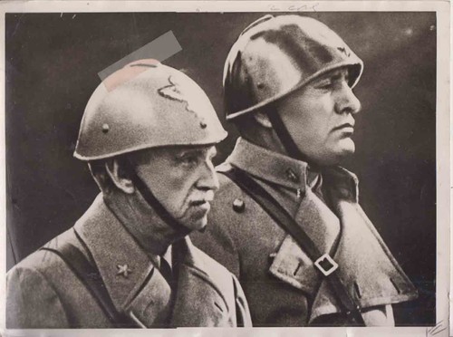 Foto mussolini top - top, !!!