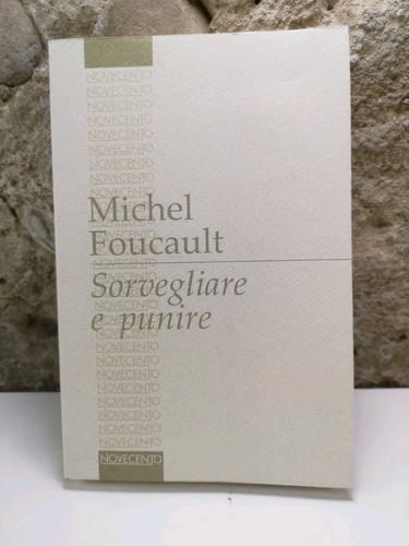 Sorvegliare punire michel - sorvegliare, punire-michel