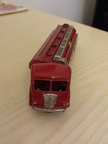 Dinky toys 576 - dinky,