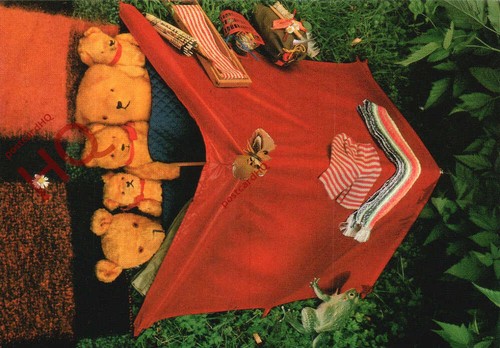 Picture postcard teddy bears - picture,