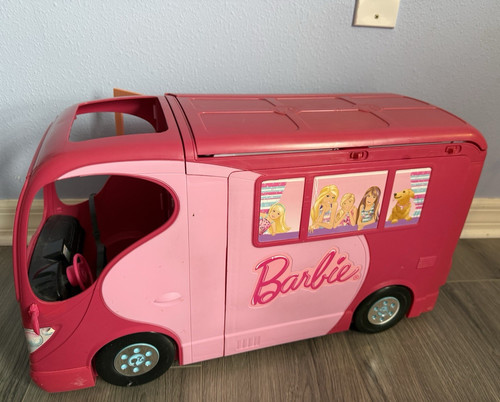 Barbie pink camper - camper, rv
