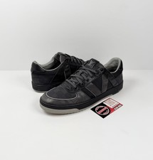 Size 9.5UK/10.5US - Louis