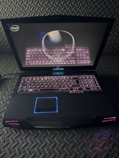 ALIENWARE P01E computer portatile da gioco Intel Core i2 2,00 GHz