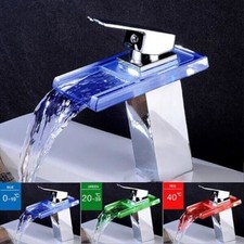 Rubinetto miscelatore lavabo