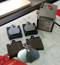 REMSA PASTIGLIE FRENI POSTERIORI Mercedes Benz Clk A209 Slk R171 Classe C R938A