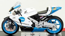 Honda RC211V Makoto Tamada 2005 Scala 1:24 Modellino Classe MotoGP Numero 6