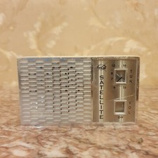 RADIO TRANSISTOR SATELLITE VINTAGE 1970 RADIOLINA RARA MADE IN HONG KONG