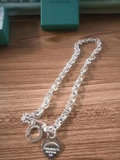 Collana Please Return to