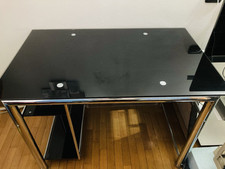 Scrivania di Design in Acciaio e Vetro Temprato colore Nero