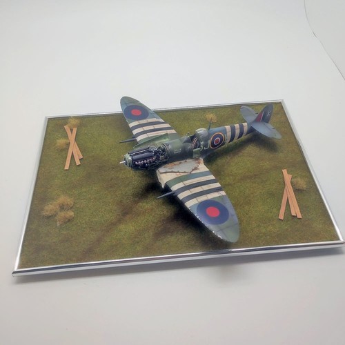 Diorama aereo spitfire 1944 - diorama,