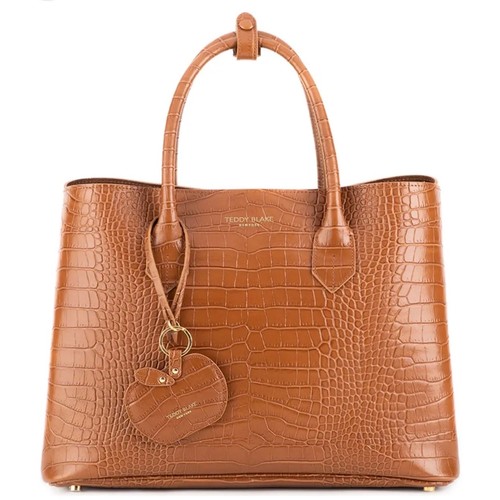 Borsa nuova con etichette
