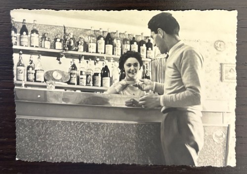 Foto bar a - un,