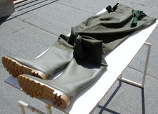 STIVALI-SALOPETTE IMPERMEABILE DA PESCA. MISURA 46/47. COME NUOVI