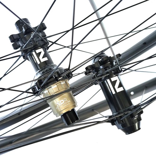 Gancio set ruote carbonio 700c
