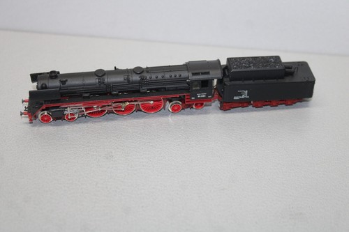 Arnold 2215 locomotiva - arnold, a