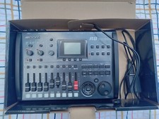 Zoom R8 Eight-Track Digital