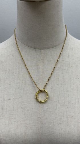 Collana con ciondolo cerchio