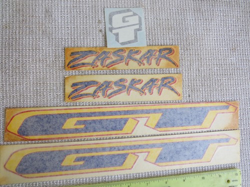 Adesivi vera fabbrica - vera, vintage
