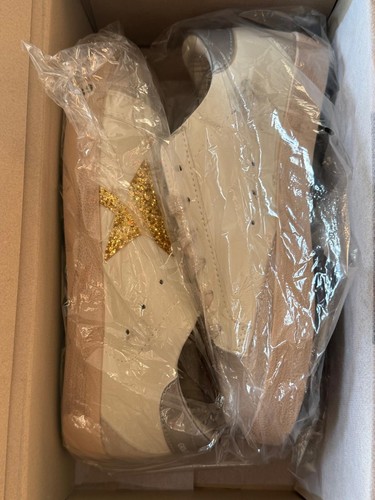 Golden goose - golden,