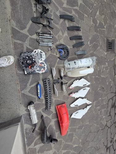 Ricambi husqvarna ecc - cr,