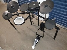 Roland TD-4 V-Drums. All